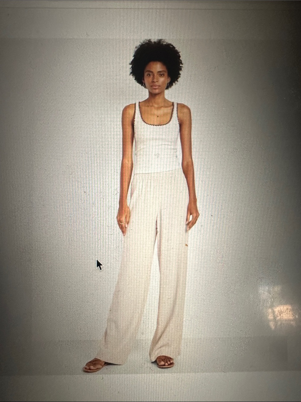 Old Navy Wide-Leg Linen-Blend Pants in Natural, size Medium